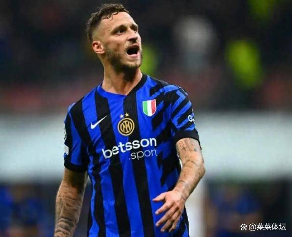 包含赛地聚焦：欧冠赛前热度飙升；拉齐奥单刀错失；管理层满意；年轻球员得到机会的词条